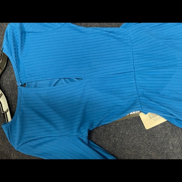 NWT 1 piece jumpsuit - Picture 8 of 10